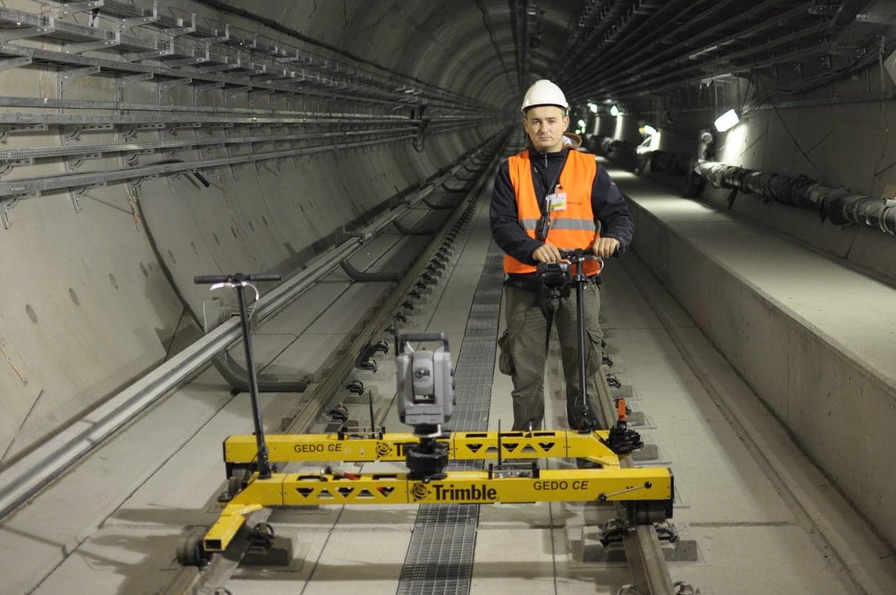 II Linia Metra w Warszawie - odcinek centralny