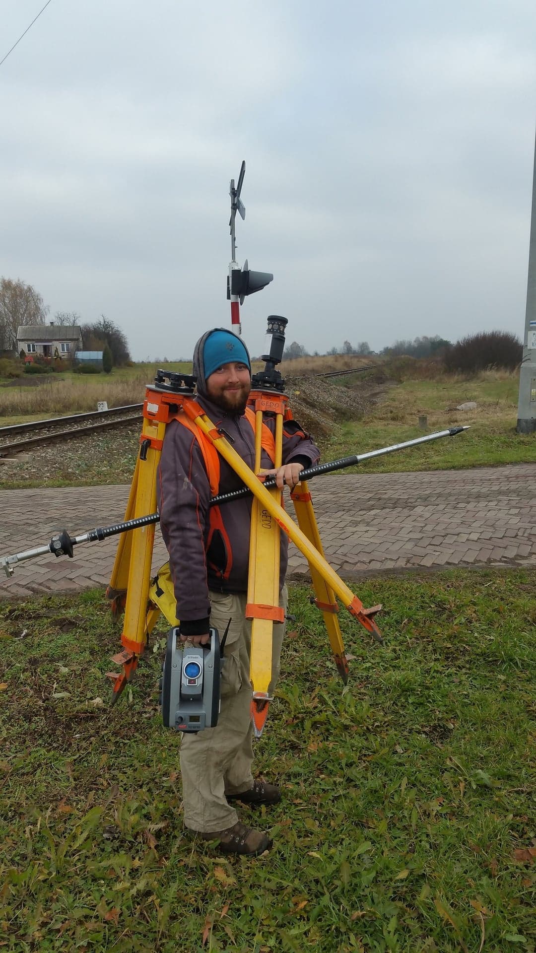 Linie kolejowe nr 66 i 69