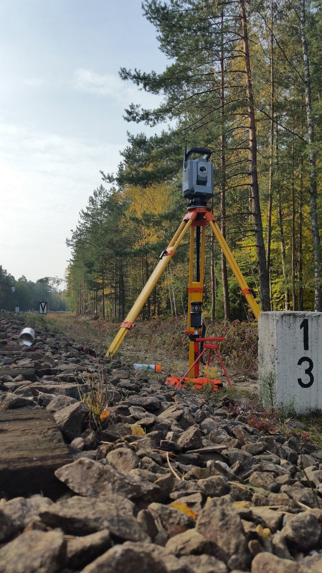 Linie kolejowe nr 66 i 69